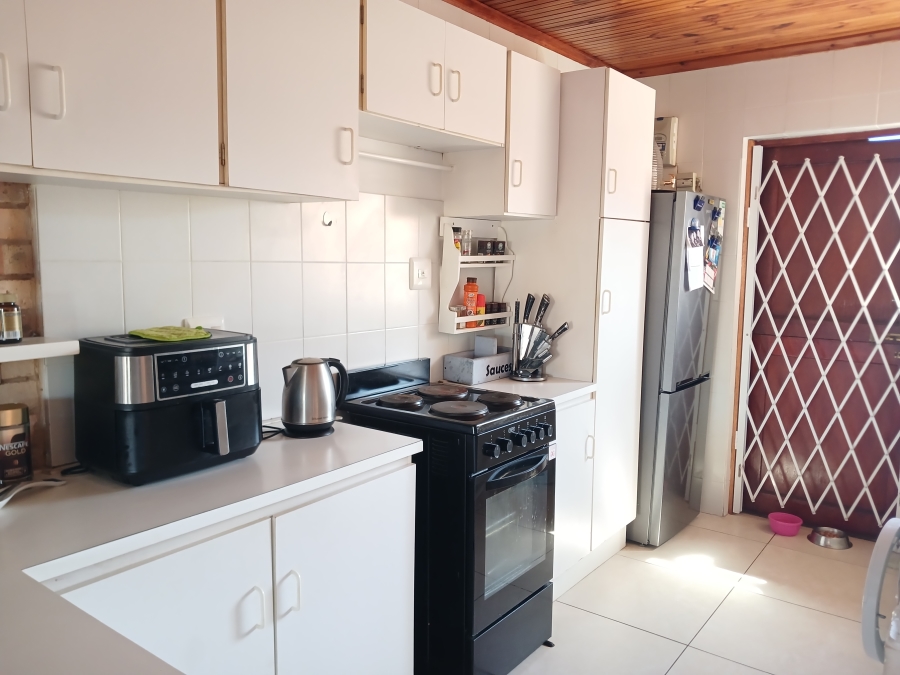 To Let 3 Bedroom Property for Rent in South End Eastern Cape